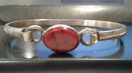 .950 Fine Sterling Silver Red Agate Stone Bangle Bracelet - 6.77&quot;in - Free Ship - £40.08 GBP