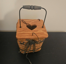 Bamboo Natural Reed Handled Tissue Box Cover Heart Opening Primitive Country FS - $19.80