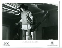 My Stepmother Is An ALIEN-1988-8 X 10 STILL-ADVENTURE-SCI FI-ALYSON HANNIGAN-vg - £17.16 GBP