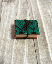 Miniature Book Charm Pendant Real Pages Tiny Book Charm Book Pendant * - €7,22 EUR