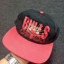 Vintage Chicago Bulls Hat Cap Black Red Script Logo NBA AJD Rare 90s VTG - £55.76 GBP