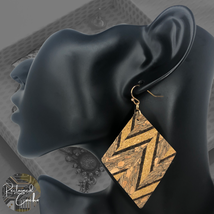 Womens Chevron Swirl Printed Cork Diamond Rhombus Shaped French Hooks Earrings - £11.99 GBP