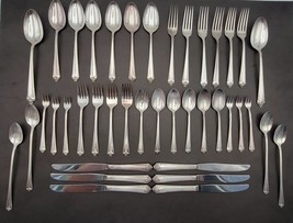Vtg Rogers Bros Silverware Set of 40 Pieces Reinforced Plate IS Starlight Flatwa - $112.19