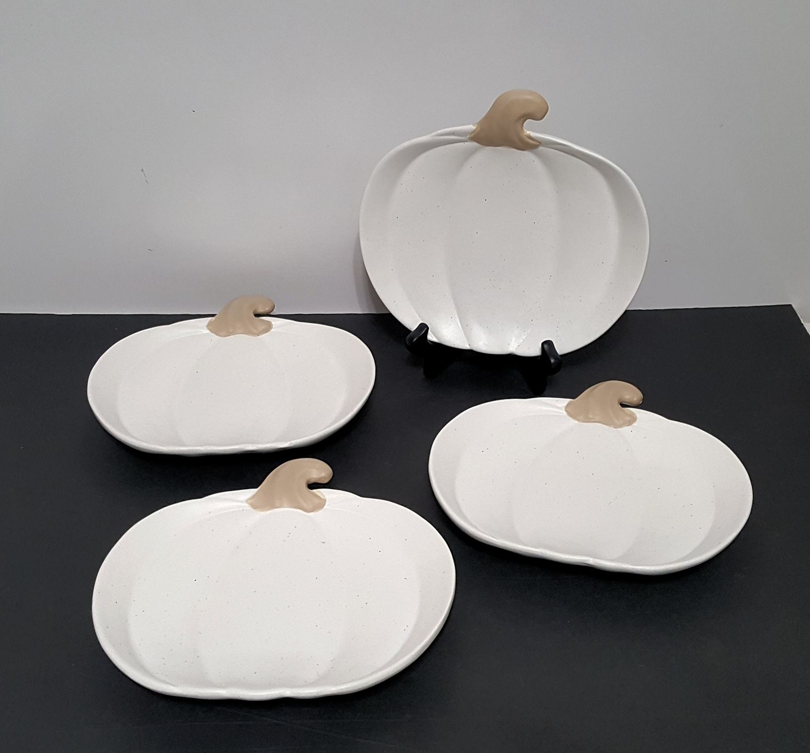NEW Set of 4 Speckled White Pumpkin Salad Plates 8.66 L x 8.11 W x 1.1 H... - $99.99
