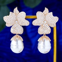 Trendy Shell Pearl Flower Stud Earrings For Women New Fashion Ear Candy Earrings - £30.57 GBP