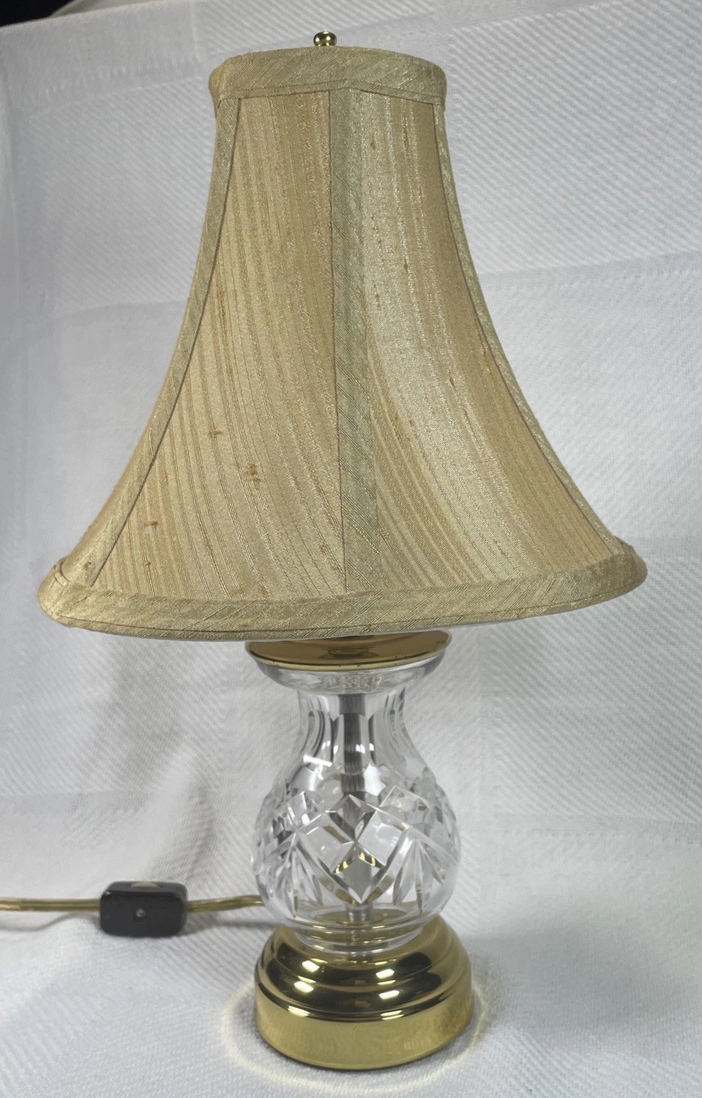 Vintage Electric Table Boudoir Lamp 13” Tall w/ Shade Item image 2