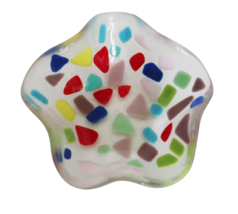 Lovely vintage multi color confetti art glass ruffled edge trinket dish - £23.62 GBP