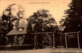 Lodge &amp; Entrance, Pine Banks Park, Malden, Mass-vintage RPPC POSTCARD BK44 - £2.37 GBP