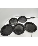 VTG Black and White Speckled Enamelware 10&quot; 4 Plates &amp; 1 Skillet /Campin... - $1,130.57 MXN