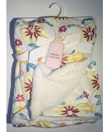 Baby Girl Throw Blanket Super Soft Plush Fleece Reversible Floral NEW - $264.15 MXN