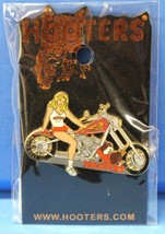 Hooters Sexy Blonde Girl Motorcycle Bike Rock Hill Sc South Carolina Lapel Pin - £19.86 GBP