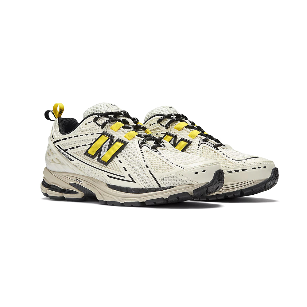 GANNI x New Balance 1906R 