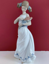 New Rare Lladro Nao Girl Lady With Pigtails Holding Bouquet Of Flowers 12" Tall - £93.41 GBP