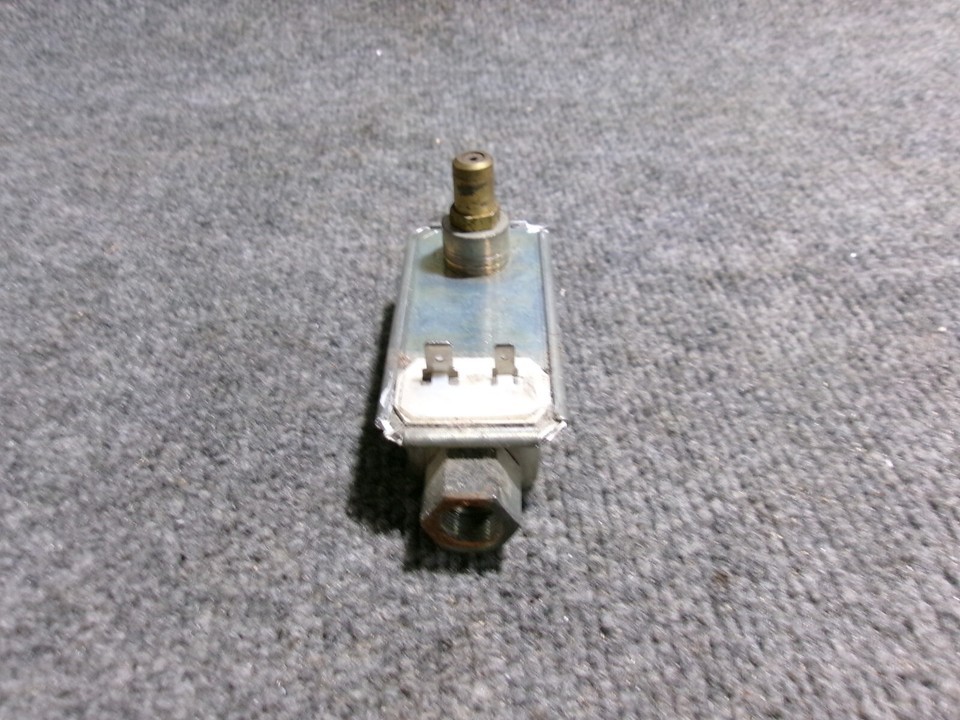 3203459 FRIGIDAIRE RANGE OVEN GAS SAFETY VALVE - $17.50