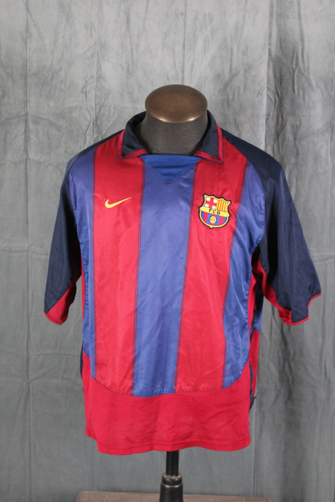 FC Barcelona Jersey (VTG) - 2004 Home Jersey Rafael Marquez 4 - Men&#39;s Large - $129.00
