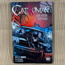 Catwoman Volume 2  Far From Gotham Graphic Novel Joelle Jones DC Comics - £23.48 GBP