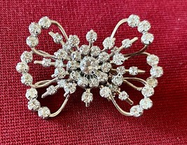 Vintage rhinestone &amp; Silvertone Bow Shaped Brooch Lot J56 - $9.49