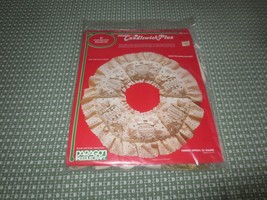 Paragon Candlewick Holly Wreath Sealed Kit #6849 By Julia Bernstein - 20&quot; Round - £7.97 GBP