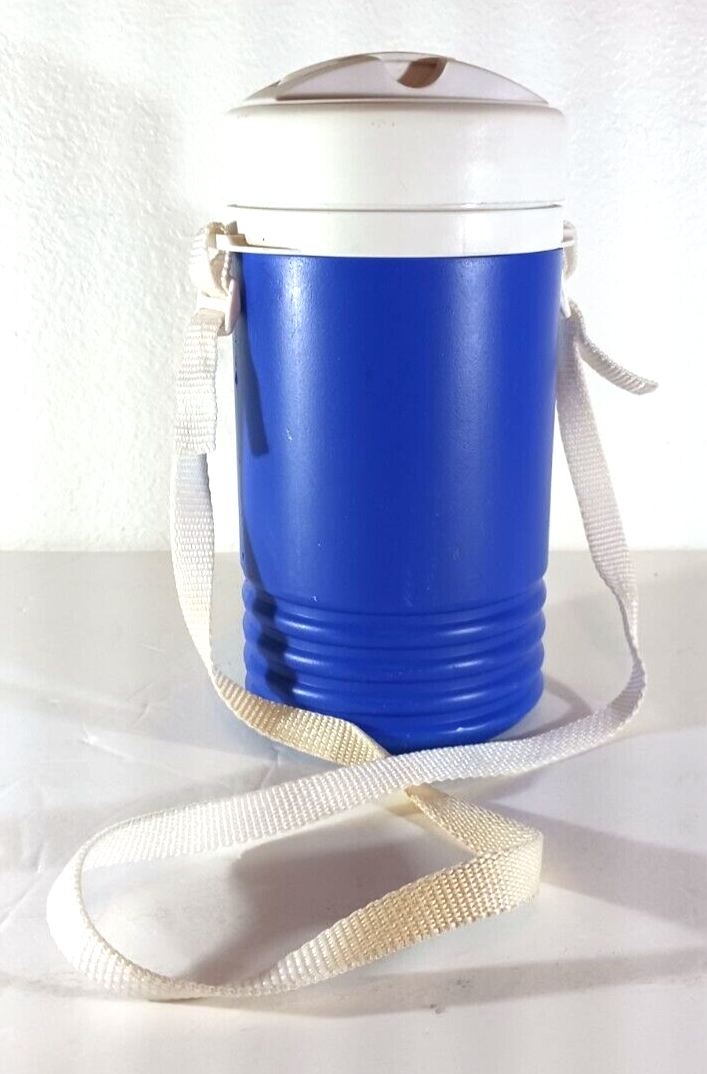 Vintage IGLOO. 1 QUART WATER JUG Cooler Thermos w/ Handle Strap Flip Spout - $9.89