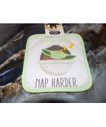 Disney Star Wars The Mandalorian Work Hard Nap Harder Green Pot Holder NEW - €7,84 EUR
