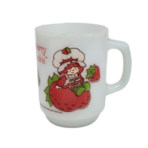 VINTAGE 1980 STRAWBERRY SHORTCAKE WHITE MILK GLASS MUG DRINKING CUP - $28.50
