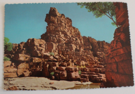 Valley of Eagles Mount Gunderbooka Australia  National Parks Vintage Pos... - £4.55 GBP