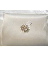 Charter Club  1 “ Silver Tone Simulated Diamond Cluster Pin Y538 - $200.86 MXN