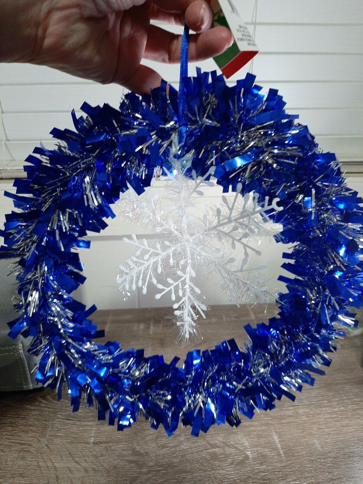 Christmas House Blue and Silver  Tinsel Wreath with Snowflake-BRAND NEW-SHIP24HR - $19.26