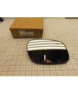 Ford 1W1Z-17K707-AA Side View Mirror Glass Heated Right RH Passenger - $74.99