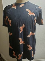 Blue Pink Swan Print Blue Short Sleeve T-shirt  PRE-OWNED CONDITION XL - $13.72