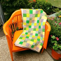 Handmade Vintage Square Patchwork Lap Quilt Colorful Retro Flowers 64in x 45in - £33.10 GBP