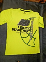 New Balance Boys Basketball T-Shirt Sz 14/16 100% Cotton Fluorescent Green - $15.99