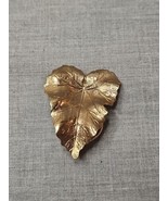 Leaf Autumn Fall Gold Tone Womens Pin/Suit Clip 2&#39;&#39; Length - $13.66 CAD