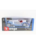 1932 Alfa Romeo 8C 2300 Spider Touring Silver 1:18 Scale Die-cast - $1,093.22 MXN