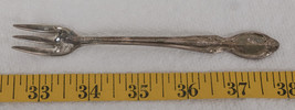 Vintage Wm. Rogers Silverplate Relish Fork g25 - £18.73 GBP