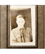 1920s Photo Unknown Handsome Young Man In Cardboard Frame Case Sepia Ton... - €21,60 EUR