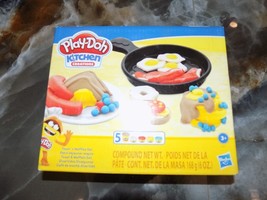 Play-Doh Kitchen Creations Breakfast Toast Waffles Set NEW - £14.58 GBP