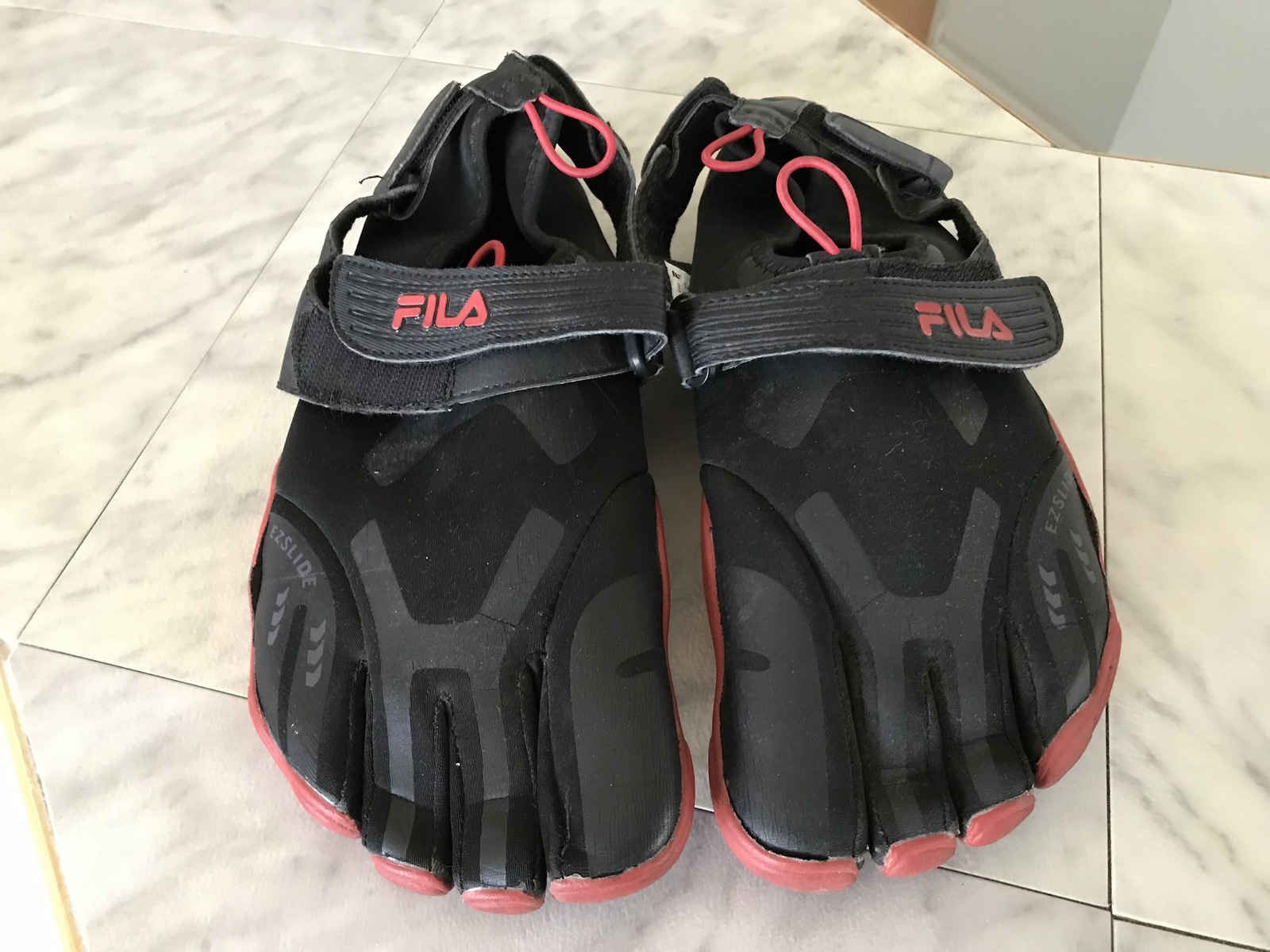 Fila swimming shoes clearance
