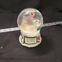 Hallmark Maxine Snow Globe &quot;I&#39;m Dreaming of a White Christmas&quot;  Spinning... - £7.58 GBP