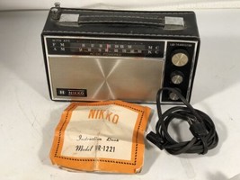 Nikko Model NR-1221 Vintage 12 Transistor AM FM Rado For Parts Restorati... - $59.39