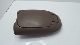 Armrest Center With Rear Audio SR5 2003 04 05 06 07 Toyota Sequoia - £71.02 GBP