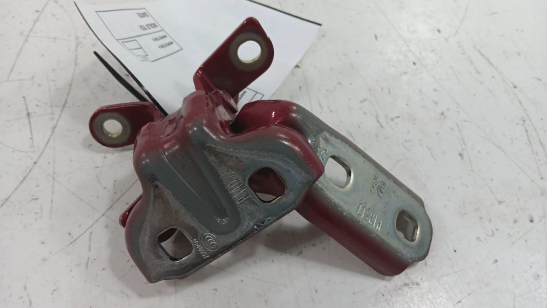 Chevy Volt Door Hinge Set Right Rear Passenger  2011 2012 2013 2014 2015 - $39.69