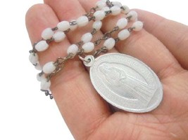 VIRGIN MARY &amp; JESUS Praying rosary necklace with beads in white Murano g... - £14.21 GBP