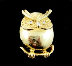 Cute Chubby Owl Pin Vintage Clear Rhinestones Brooch Round Full Body Goldtone - £13.57 GBP