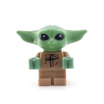 Lego ® - Star Wars ™ - Baby Yoda Child Minifigure - 75299 Trouble On Tatooine   - £8.67 GBP