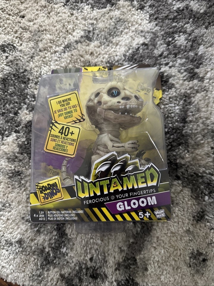 Wowwee Fingerlings Untamed Gloom Bonehead T-Rex Dinosaur Brand New Sealed! - $14.40