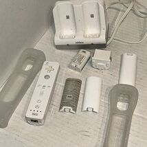 OEM Nyko 87000-A50 Charging Docking Station W/ Battery &amp; Nintendo Wii Re... - $24.70