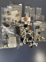 Misc Vintage Button Lot All Different Colors, Sizes, &amp; Designs - e000 - $8.91