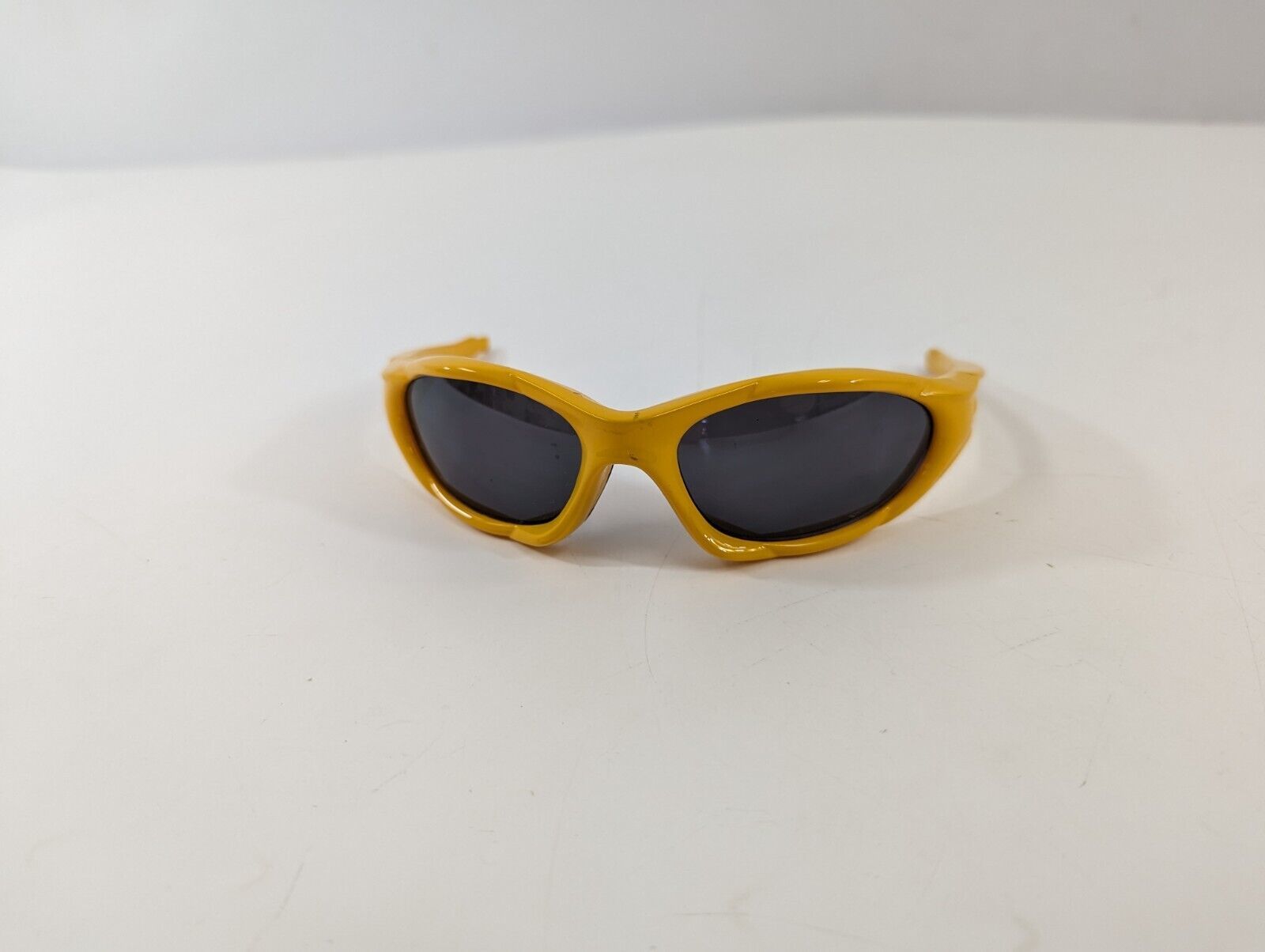 Oakley Metal Aluminum Sunglasses Vault Case NO FOAM 1995 w/ Yellow Frames - $96.74
