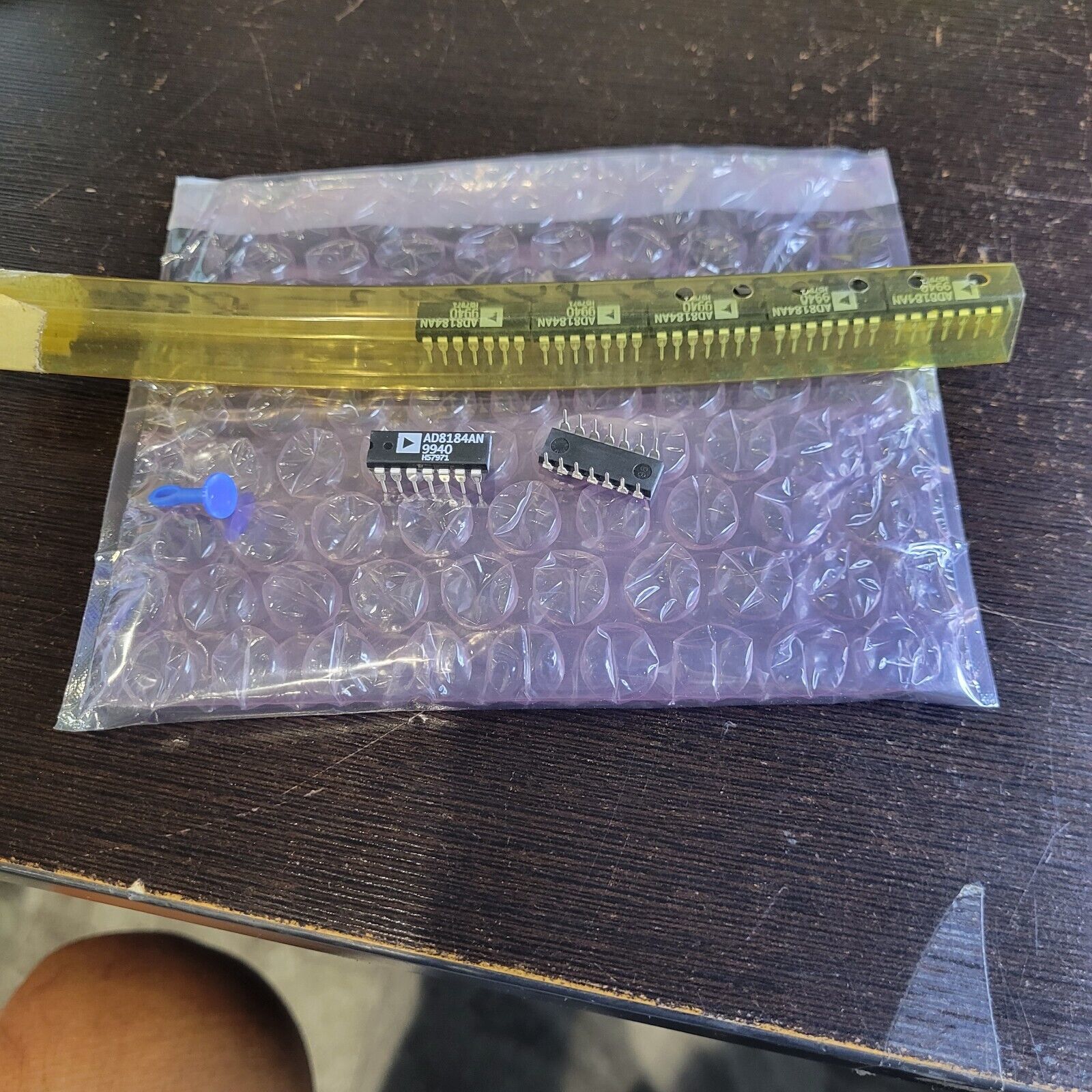 (7PCS) AD8184AN Analog Multiplexer Single 4:1 14-Pin PDIP  USA SALE $49 - $48.51